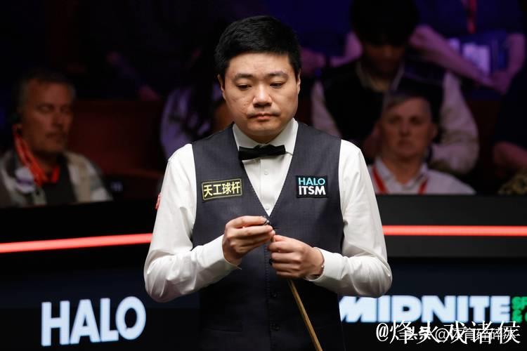 丁俊晖以5-2击败马奎尔 成功挺进斯诺克沙特大师赛16强