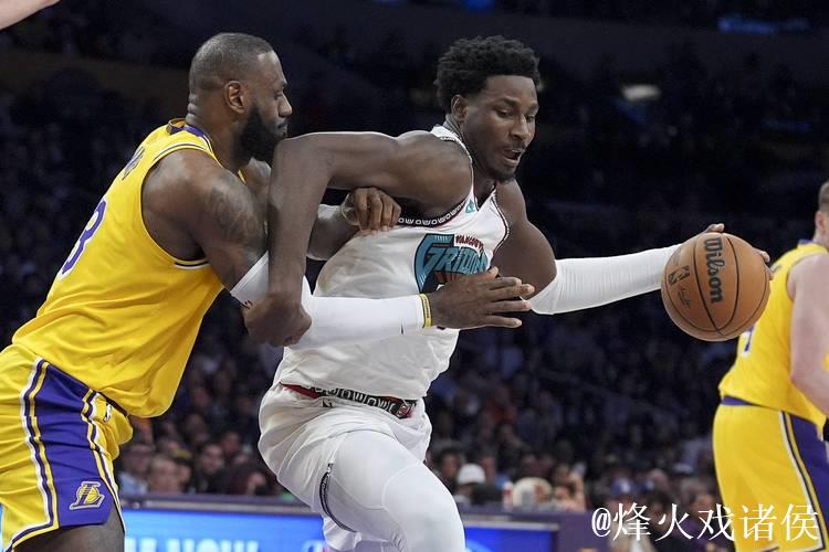詹姆斯历史性三连三双 湖人力克灰熊喜迎三连胜 詹姆斯历史性三连三双 湖人力克灰熊喜迎三连胜